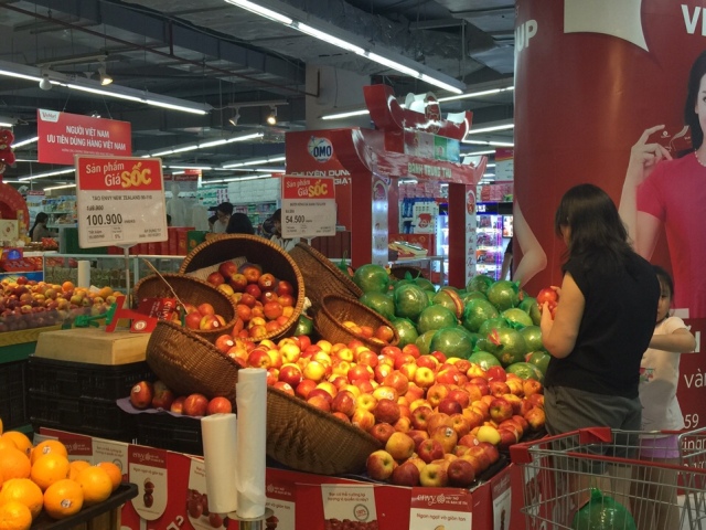 Có thực sự tin tưởng hoa quả dán tem nhập khẩu