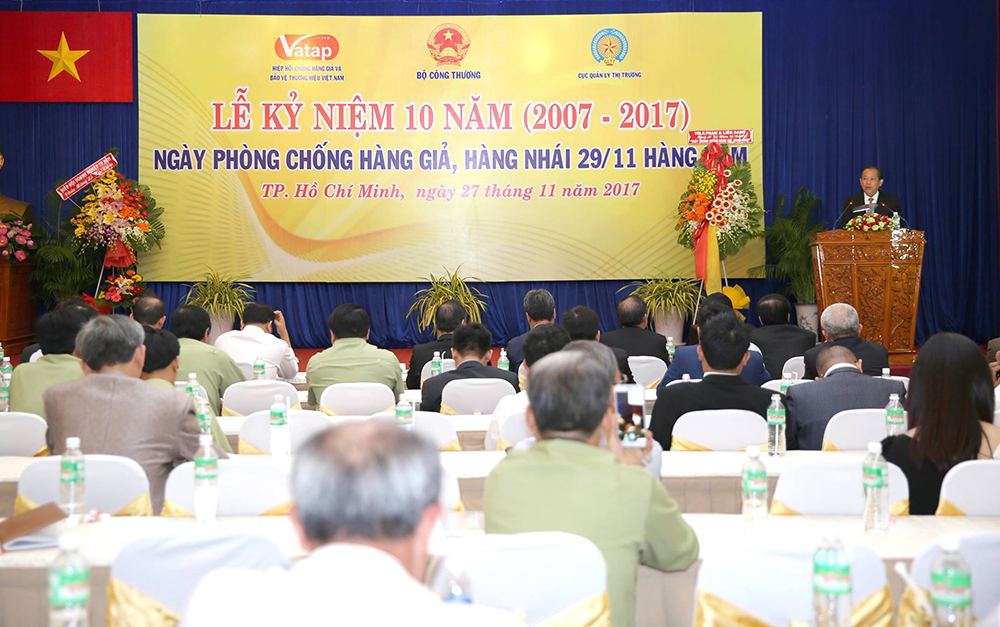 Kịp thời xử lý những cơ sở tiêu thụ hàng giả, hàng nhái
