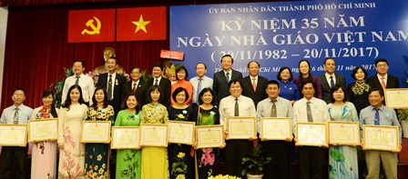 TP Hồ Chí Minh kỷ niệm 35 năm Ngày Nhà giáo Việt Nam