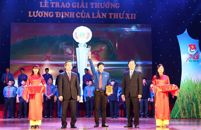 86 nhà nông trẻ xuất sắc nhận Giải thưởng Lương Định Của