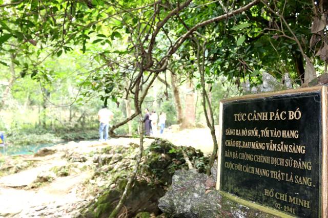 Về Pác Bó theo dấu chân Bác Hồ