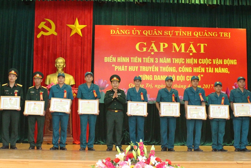 Người Chỉ huy trưởng tận tụy, trách nhiệm