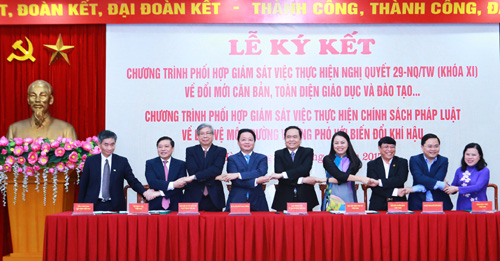 Phối hợp giám sát trong lĩnh vực giáo dục đào tạo và bảo vệ môi trường, ứng phó với biến đổi khí hậu