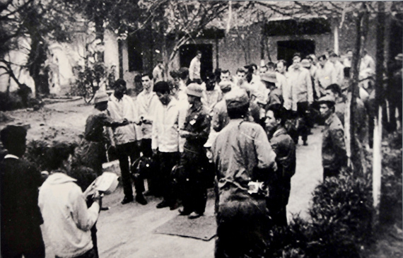 Khúc tráng ca hào hùng trên bầu trời Hà Nội