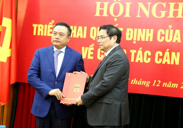 Đồng chí Trần Sỹ Thanh nhận nhiệm vụ Phó Trưởng Ban Kinh tế Trung ương
