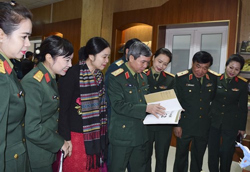 Triển lãm “Hà Nội - Điện Biên Phủ trên không” diễn ra đến hết ngày 31 12