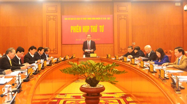 Tiếp tục quán triệt thực hiện đúng đắn quan điểm, nhiệm vụ cải cách tư pháp