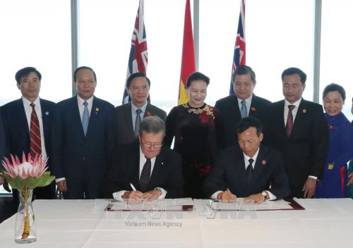 Chủ tịch Quốc hội Nguyễn Thị Kim Ngân gặp Chánh án Tòa án tối cao bang Tây Australia
