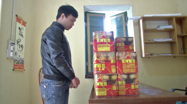 Lào Cai Bắt giữ gần 200 kg pháo nổ vận chuyển qua biên giới