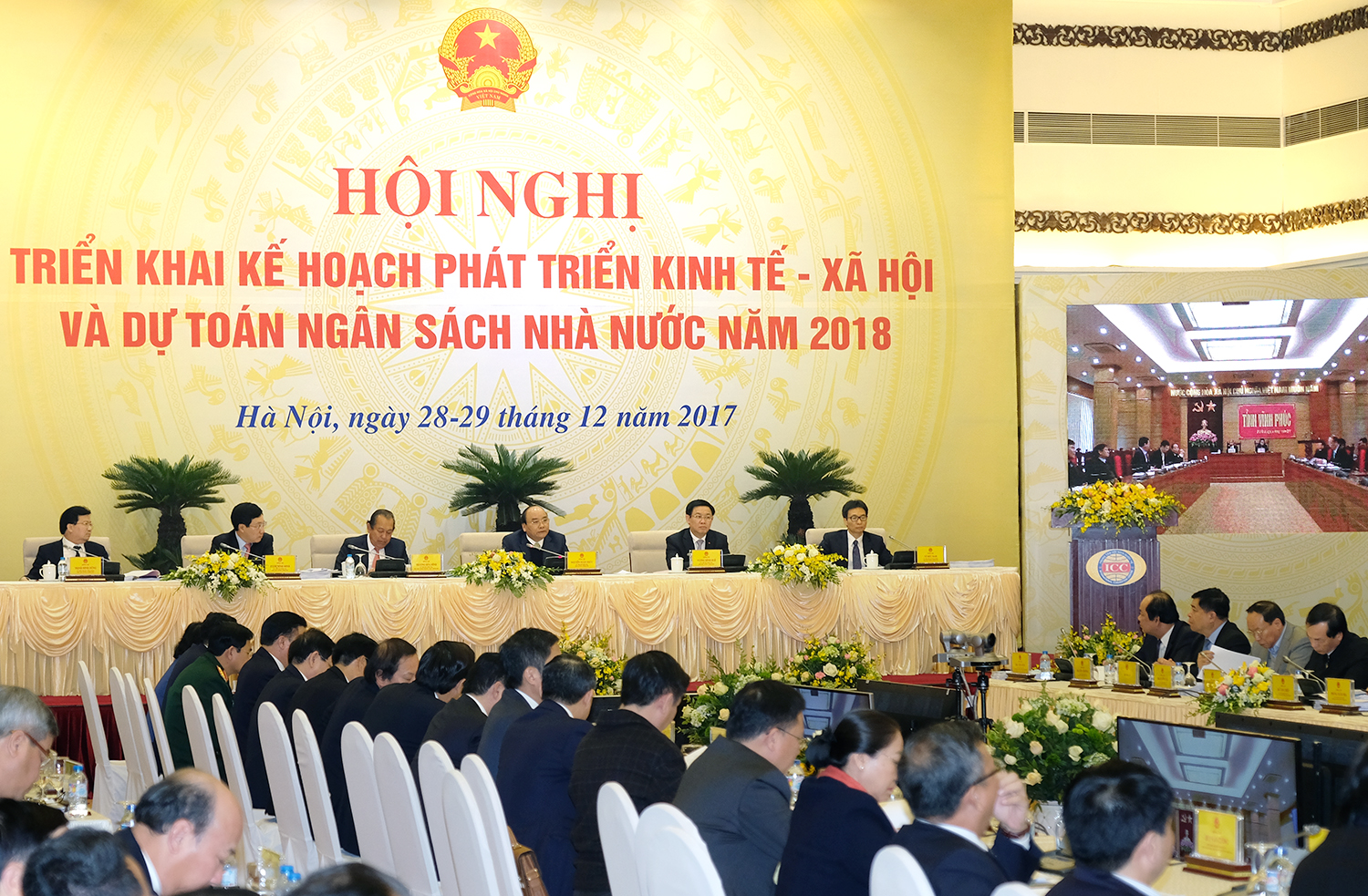 Thủ tướng nhắc nhở các địa phương không biếu xén lãnh đạo dịp Tết