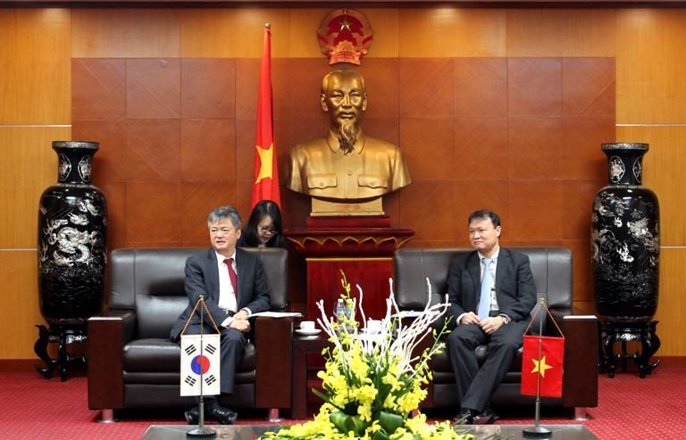 Việt Nam – Hàn Quốc tăng cường hợp tác trong lĩnh vực công nghiệp, thương mại và năng lượng
