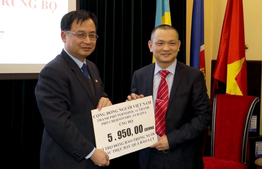 Phát triển phong trào dạy và học tiếng Việt cho kiều bào tại Ukraine