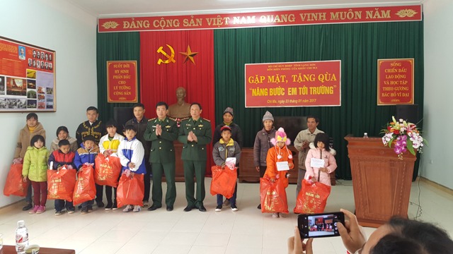 Đồn Biên phòng Cửa khẩu Chi Ma làm tốt công tác vận động quần chúng