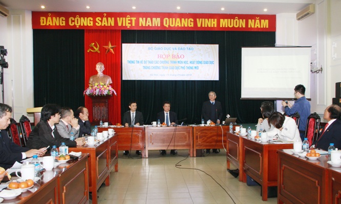 Công bố dự thảo 20 môn học trong chương trình giáo dục phổ thông mới
