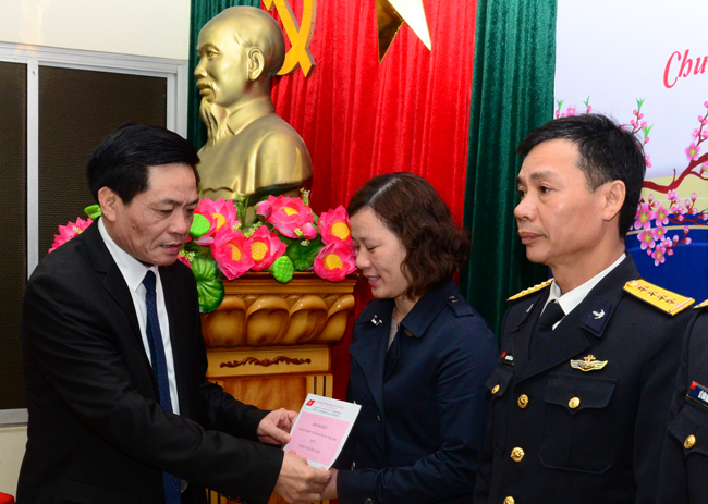Chương trình “Xuân Trường Sa” 2018 tri ân các gia đình chính sách tại Hải Phòng