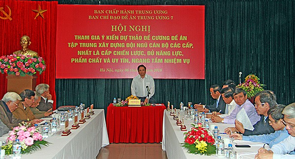 Góp ý dự thảo Đề án về công tác cán bộ trình Hội nghị Trung ương 7 khóa XII