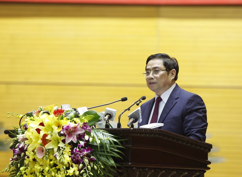 Triển khai đồng bộ, quyết liệt, hiệu quả các nhiệm vụ trọng tâm của công tác xây dựng Đảng