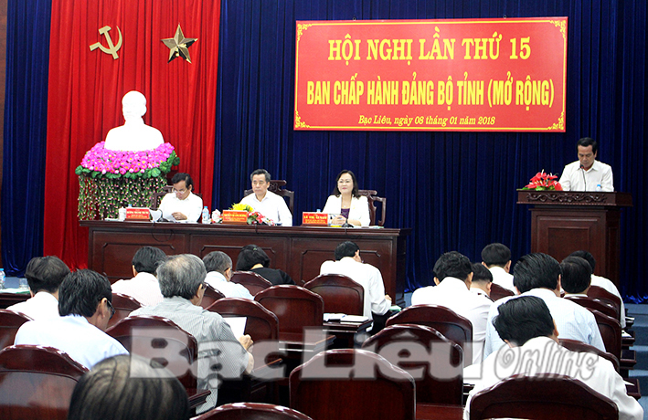 Hội nghị BCH Đảng bộ tỉnh lần thứ 15 Thống nhất ý chí và hành động vì mục tiêu tăng trưởng bền vững