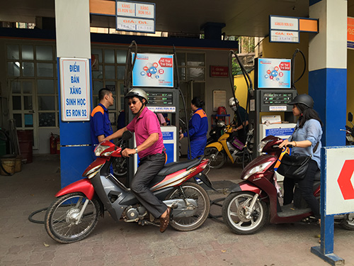 Bãi bỏ một số điều kiện đối với thương nhân kinh doanh xăng dầu