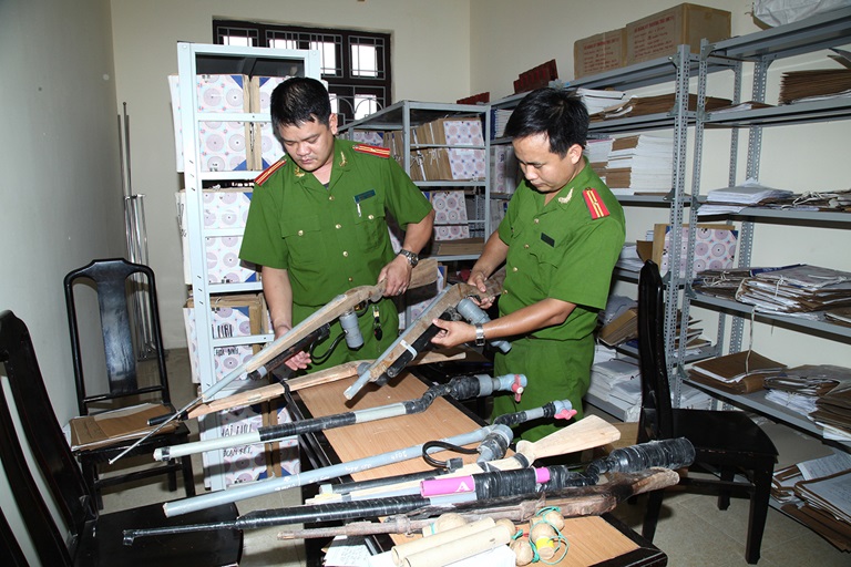 Dự thảo Nghị định quy định chi tiết thi hành Luật quản lý, sử dụng vũ khí, vật liệu nổ và công cụ hỗ trợ