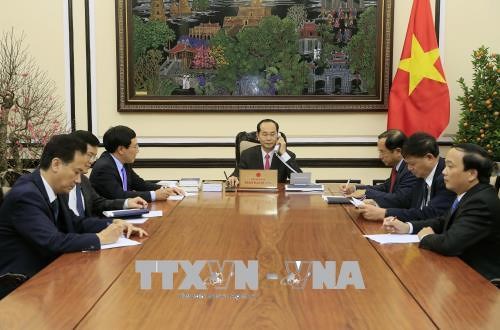 Chủ tịch nước Trần Đại Quang điện đàm với Tổng thống Hoa Kỳ