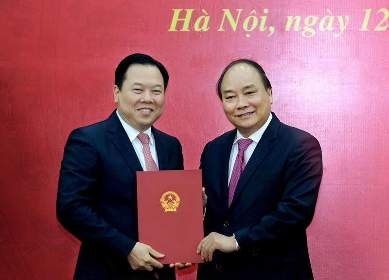 Thủ tướng trao Quyết định bổ nhiệm Chủ tịch Ủy ban Quản lý vốn Nhà nước tại doanh nghiệp