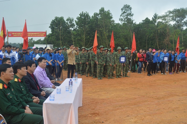 Sức trẻ ở đơn vị Anh hùng
