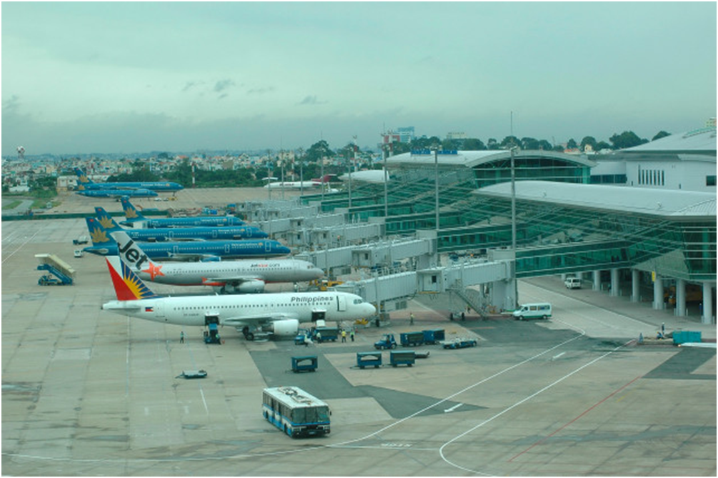 Hoàn thiện quy đinh phạt vi phạm hành chính trong lĩnh vực hàng không dân dụng