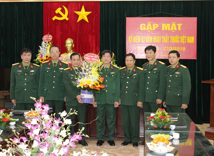 Bộ Tư lệnh Tăng thiết giáp gặp mặt nhân kỷ niệm 63 năm Ngày thầy thuốc Việt Nam ​