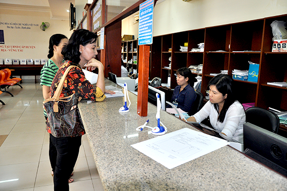 Lấy sự hài lòng của người dân làm thước đo hiệu quả cải cách hành chính