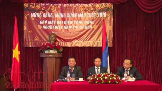 Củng cố và tăng cường tình đoàn kết trong cộng đồng người Việt Nam tại Nga