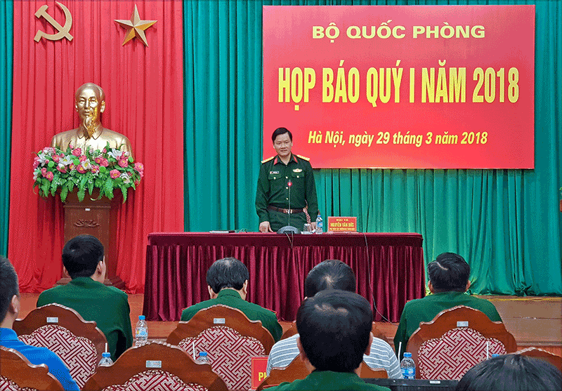 Toàn quân đẩy mạnh thực hiện 3 khâu đột phá