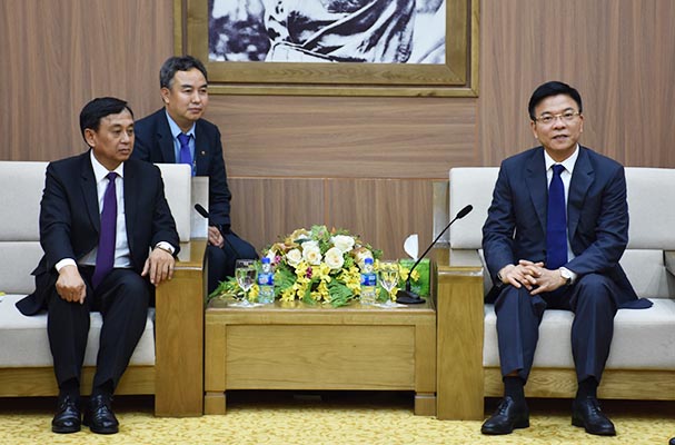 Bộ Tư pháp Việt Nam - Lào Tăng cường hợp tác trong lĩnh vực công chứng