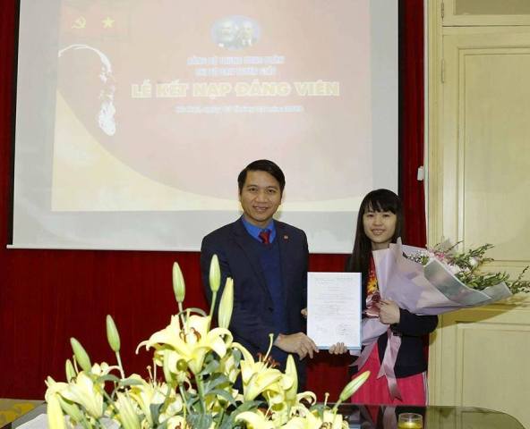 Để đảng viên trẻ phát huy tốt vai trò, trách nhiệm