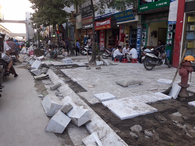 Hà Nội Nhiều vấn đề đặt ra sau thanh tra dự án lát đá vỉa hè