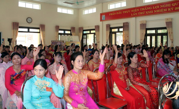 Quan tâm hơn nữa đến công tác cán bộ nữ