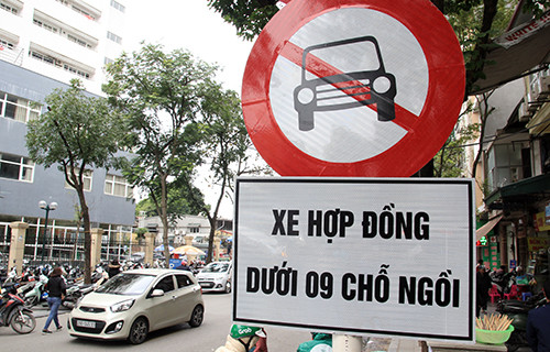 Bộ Giao thông - Vận tải Cấm Uber, Grab ở 11 tuyến phố Hà Nội là đảm bảo công bằng