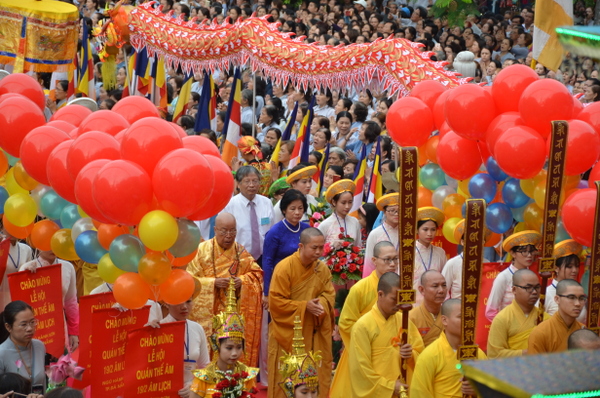 Rộn ràng Lễ hội Quán Thế Âm- Ngũ Hành Sơn 2018