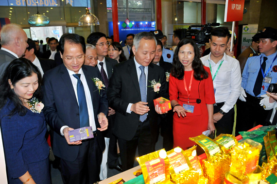 Hội chợ Thương mại Quốc tế Việt Nam lần thứ 28