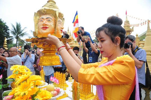 Tái hiện Tết Chôl Chnăm Thmây của đồng bào Khmer