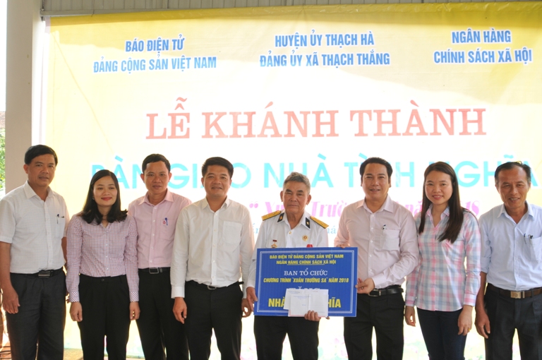 Trao nhà tình nghĩa Chương trình Xuân Trường Sa năm 2018