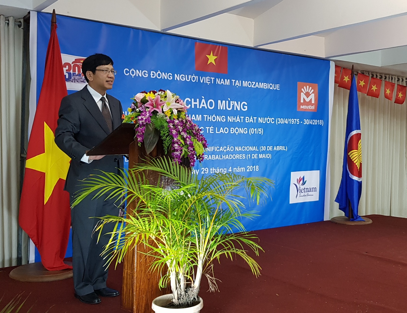 Cộng đồng người Việt Nam tại Mozambique kỷ niệm ngày 30 4 và 1 5