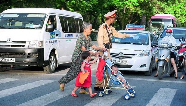 Phát huy những hành động, tấm gương đẹp trong lực lượng Công an nhân dân