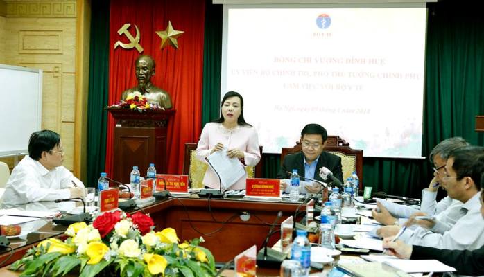 Điều chỉnh giá dịch vụ y tế Cắt giảm dịch vụ không cần thiết