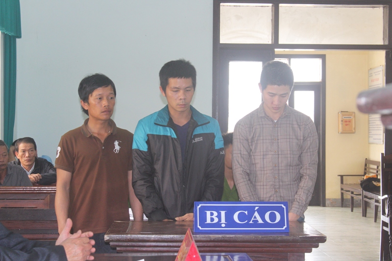 Quảng Bình Xét xử 3 đối tượng hành hung bác sĩ