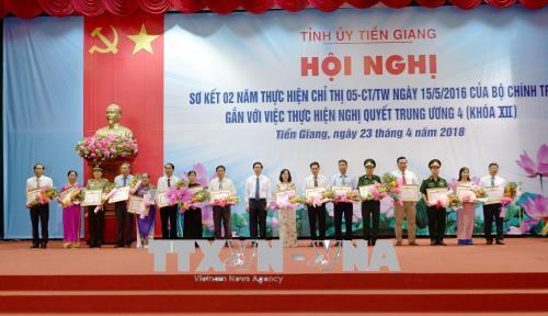 Tiền Giang Học và làm theo Bác bằng những việc làm cụ thể