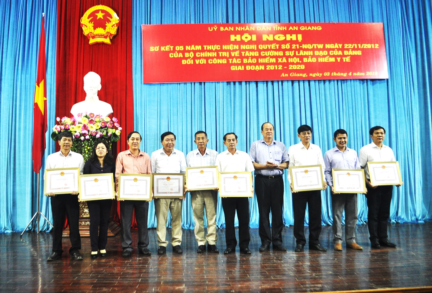 An Giang phấn đấu đạt 90 độ bao phủ về bảo hiểm y tế vào năm 2020