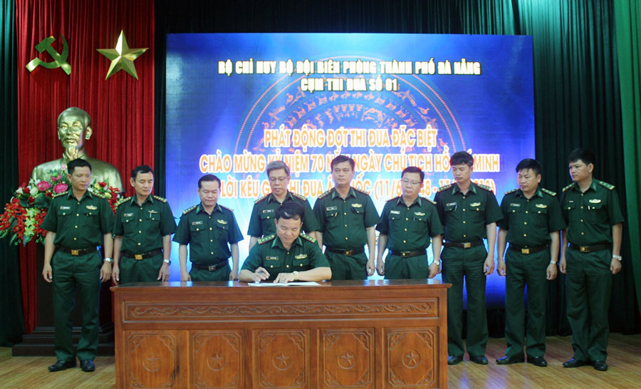 “Làm theo lời Bác - Thi đua giành 3 điểm nhất