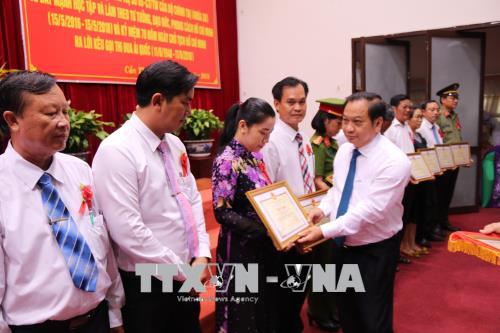 Cần Thơ Tuyên dương 128 tập thể, cá nhân tiêu biểu trong học và làm theo Bác