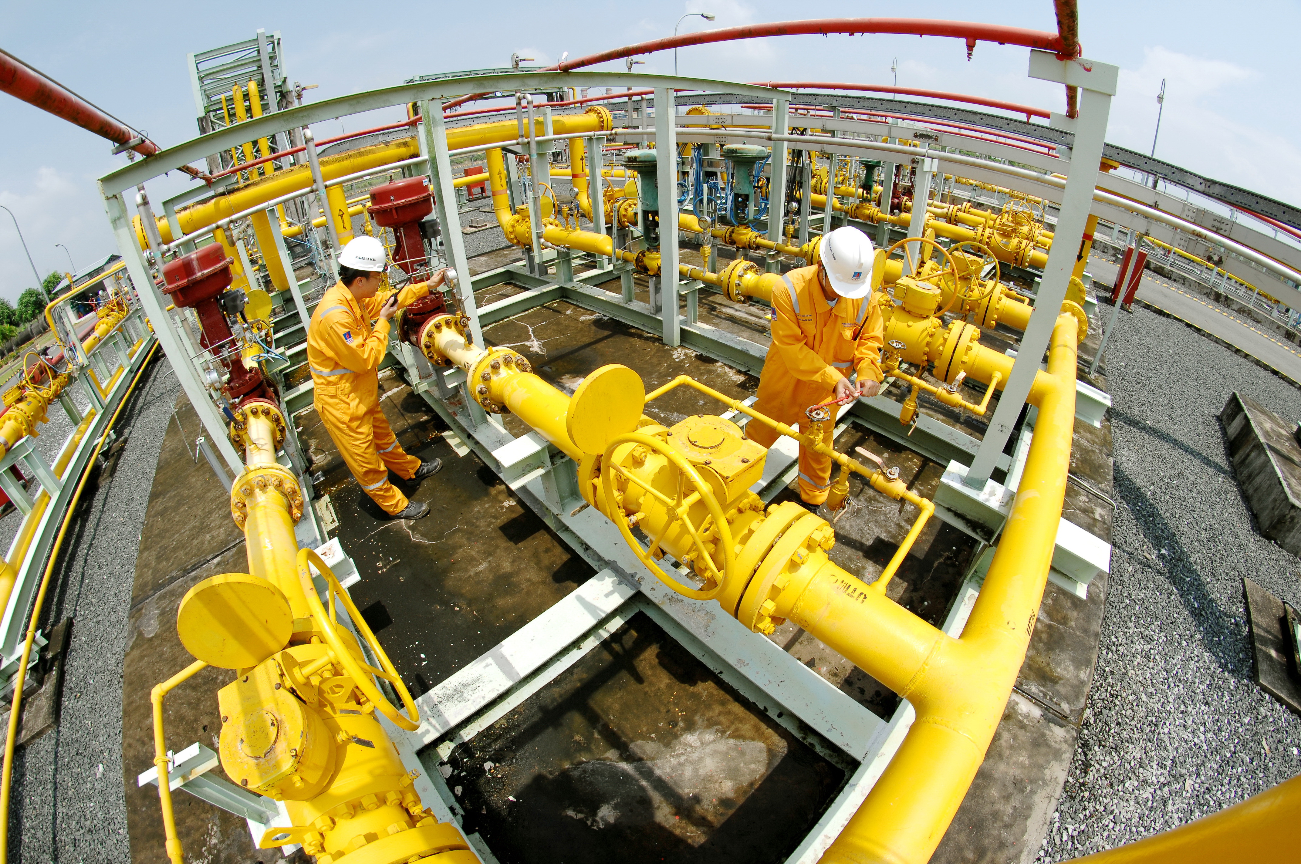 Xử lý sự cố tại trạm tiếp bờ PM3 Cà Mau Đề cao tinh thần vì người dân và môi trường sống